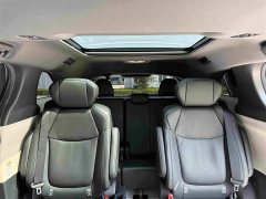 Toyota Sienna 2023 2.5L Hybrid Premium Edition - ფოტო 16