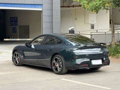 Xiaomi SU7 Four-Wheel Drive Max Edition - ფოტო 8