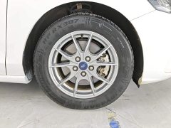 Ford Focus Hatchback EcoBoost 180 Automatic Trend - ფოტო 6