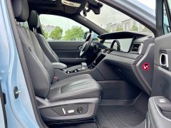 Li Auto ONE Extended Range 6-Seater - ფოტო 10