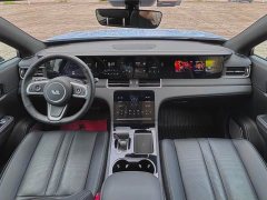 Li Auto ONE Extended Range 6-Seater - ფოტო 8
