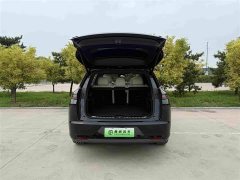 Li Auto L7 2023 Pro - ფოტო 16