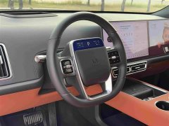 Li Auto L6 2024 Pro - ფოტო 9