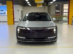 Geely Zun S800 Extended Range Starlight Executive Edition 4-Seater (192-line LiDAR) - ფოტო 2