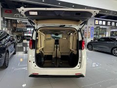 Toyota Alphard 2021 Hybrid 2.5L Premium Edition - ფოტო 19