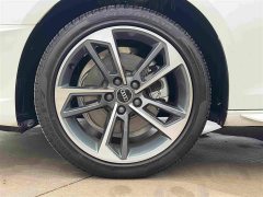 Audi A4L 40 TFSI Fashion Dynamic - ფოტო 14