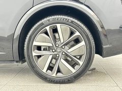 Li Auto L9 2023 Pro - ფოტო 16