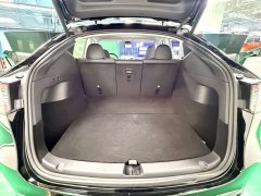 Tesla Model Y Long Range All-Wheel Drive - ფოტო 12