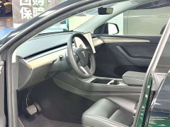 Tesla Model Y Long Range All-Wheel Drive - ფოტო 3