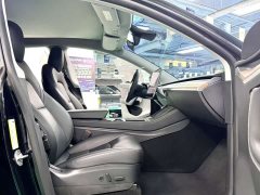 Tesla Model Y Long Range All-Wheel Drive - ფოტო 5