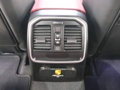Porsche Macan T 2.0T - ფოტო 18