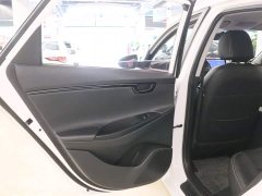 Hyundai Elantra 2020 1.6L Automatic GL Deluxe Edition - ფოტო 12
