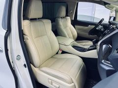 Toyota Alphard Hybrid 2.5L Premium Edition - ფოტო 11