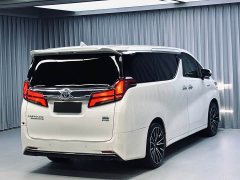 Toyota Alphard Hybrid 2.5L Premium Edition - ფოტო 7