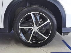 Honda Vezel 2020 1.5L CVT Pioneer Edition - ფოტო 6