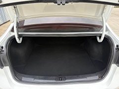SAIC MG i5 2020 1.5L Manual 4G Connected Deluxe Edition - ფოტო 14