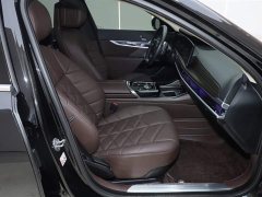 BMW 7 Series 2023 735Li Luxury Line - photo 14
