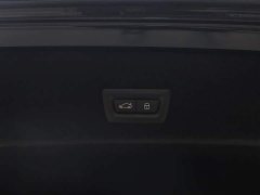 BMW 7 Series 2023 735Li Luxury Line - photo 9