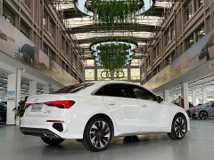 Audi A3 A3L Limousine 35 TFSI Fashion Sport - ფოტო 3