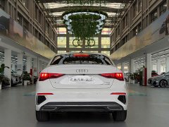 Audi A3 A3L Limousine 35 TFSI Fashion Sport - ფოტო 4