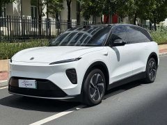 NIO ES8 100kWh - ფოტო 1