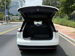 NIO ES8 100kWh - ფოტო 17
