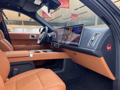Li Auto L8 2023 Pro - ფოტო 15