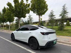 Tesla Model Y Facelift Long Range All-Wheel Drive - ფოტო 9