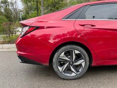 Mercedes-Benz Elantra 1.5L CVT GLS Advanced - ფოტო 17