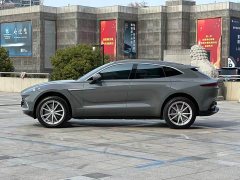 Aston Martin DBX 2023 3.0T Inline-Six - ფოტო 3