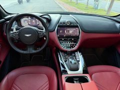 Aston Martin DBX 2023 3.0T Inline-Six - ფოტო 7