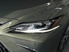 Lexus ES 2022 300h Premium Edition - ფოტო 20