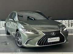 Lexus ES 2022 300h Premium Edition - ფოტო 3