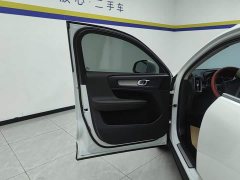 Volvo XC40 T4 AWD Smart Remote Luxury Edition - ფოტო 7