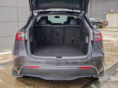 Tesla Model Y Rear-Wheel Drive - ფოტო 7