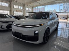 Li Auto L7 Pro - ფოტო 1