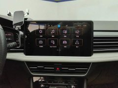 Volkswagen Tiguan L 330TSI Automatic FWD R-Line Comfort Edition - ფოტო 13