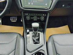Volkswagen Tiguan L 330TSI Automatic FWD R-Line Comfort Edition - ფოტო 16
