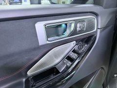 Ford Explorer 2.3T EcoBoost AWD ST-LINE 7-Seater - ფოტო 9