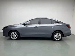 SAIC MG i5 1.5L CVT Luxury - ფოტო 3