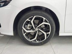 SAIC MG5 300TGI Global Flagship Edition - ფოტო 6