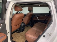 Honda Crown Road CR-V 370TURBO Two-Wheel Drive Luxury - photo 10