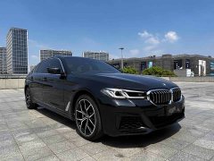 BMW 5 Series 530Li Luxury Edition Premium Package - ფოტო 3
