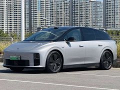 Li Auto i6 2025 Two-Wheel Drive Standard - ფოტო 1