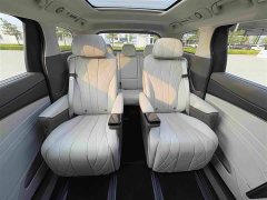 Denza D9 2022 DM-i 970 AWD Flagship - ფოტო 17