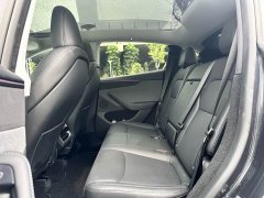 Tesla Model Y Rear-Wheel Drive - ფოტო 16