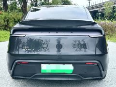 Tesla Model Y Rear-Wheel Drive - ფოტო 5