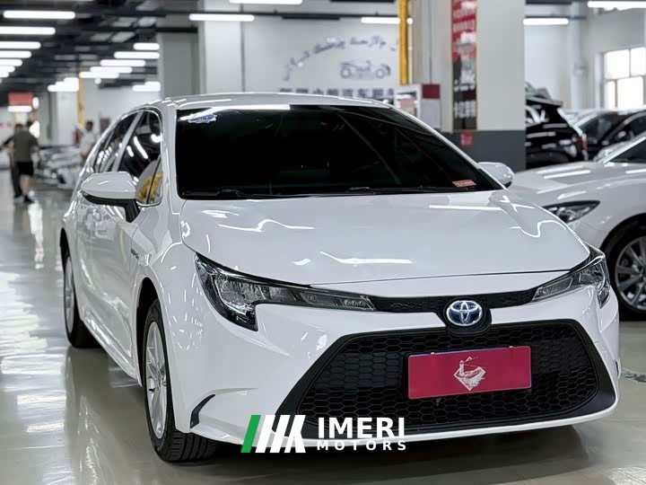 Toyota Corolla Hybrid 1.8H E-CVT Base - ავტომობილი ჩინეთიდან