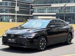 Toyota Avalon 2.5L Luxury - ფოტო 1