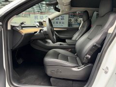 Tesla Model Y Long Range All-Wheel Drive - ფოტო 4